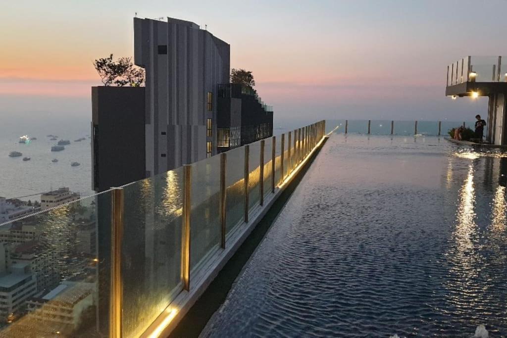 The Base Central Pattaya Quiet King-Bed With Infinity Pool & Free Netflix Exterior foto
